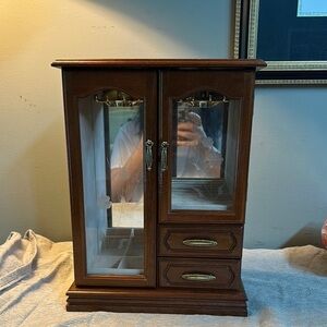 Vintage Elegant Wooden Jewelry Organizer with Glass Doors